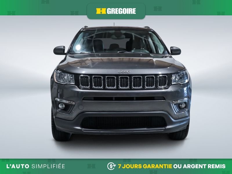 Jeep Compass 722507 | North 4x4 AUTO AC GR ELEC MAGS CAM RECULE BLUETOO 2019 Gris Laval - photo #1