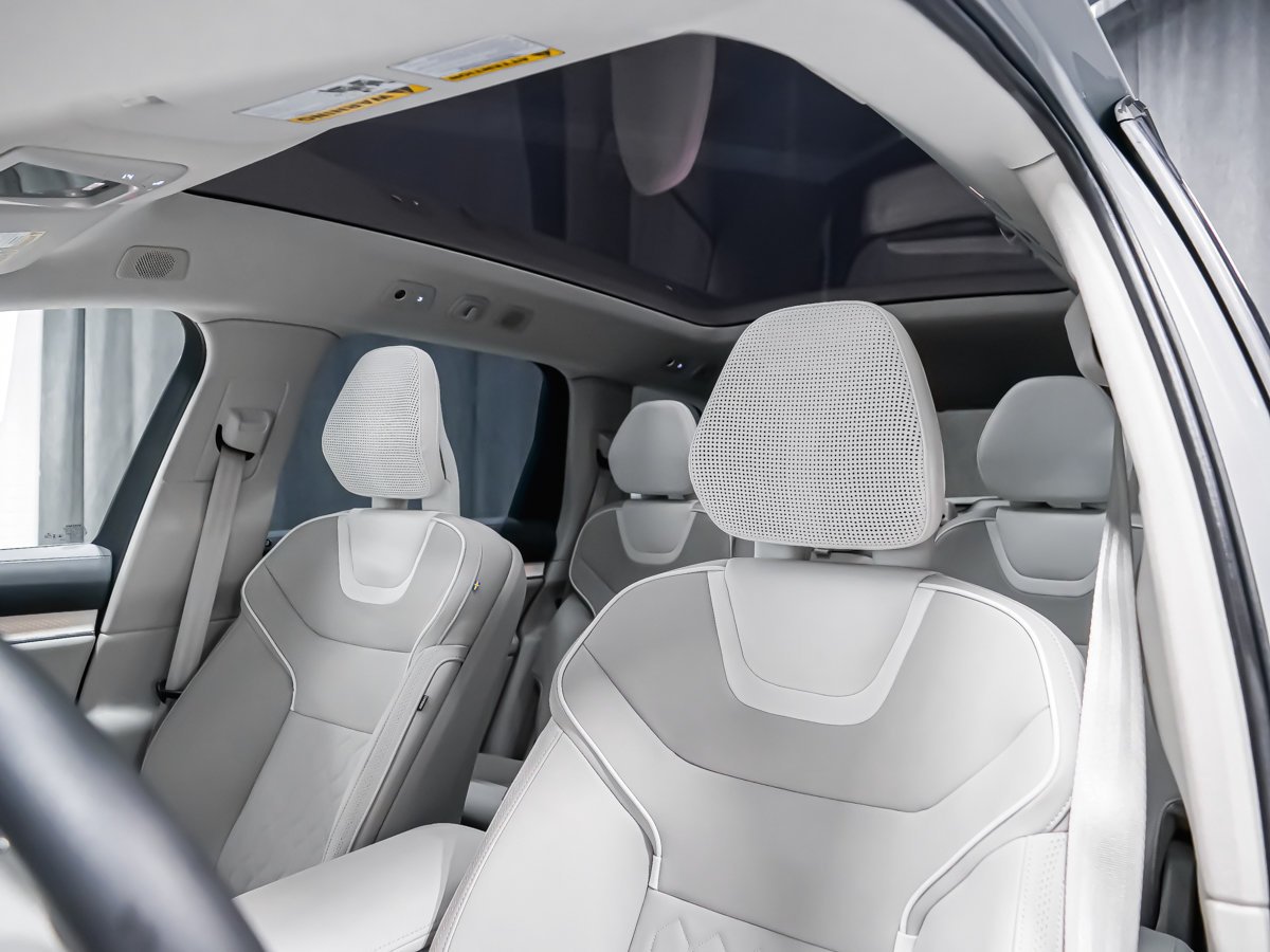 2025 Volvo EX90 ULTRA Grey Montreal - photo #22