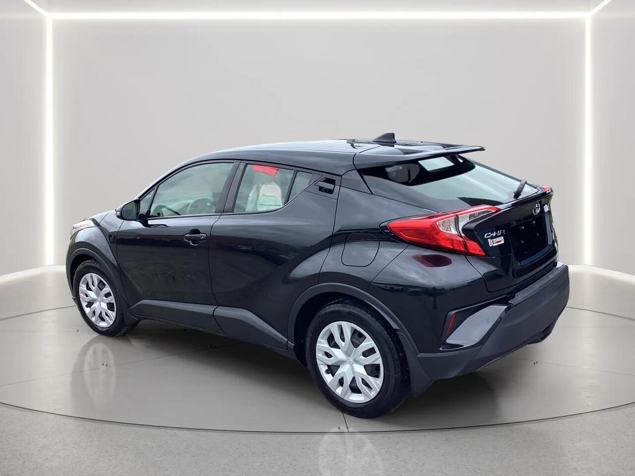 2021 TOYOTA C-HR LE Black Gatineau - photo #2