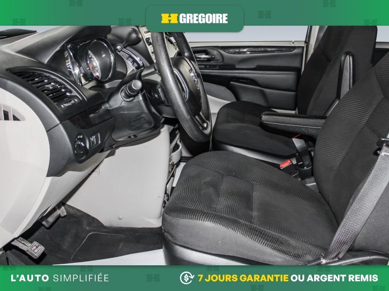 2020 Dodge GR Caravan Grey Blainville - photo #16