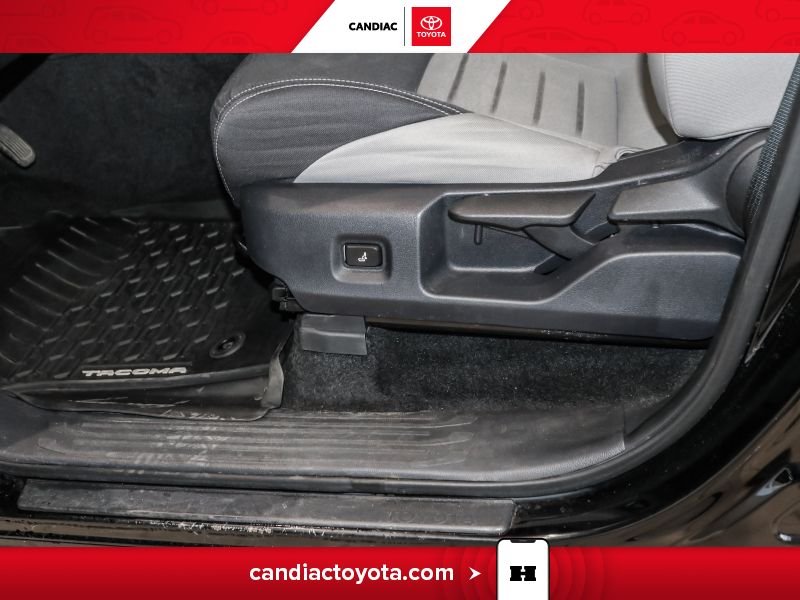 Toyota Tacoma TR04079 | 4x4 Double Cab Auto - COUVERT DE BOITE 2024 Noir Laval - photo #16