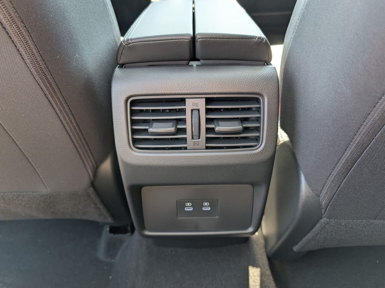 2026 Nissan Rogue ROGUE SV TOIT OUVRANT Deep Ocean Blue Châteauguay - photo #13
