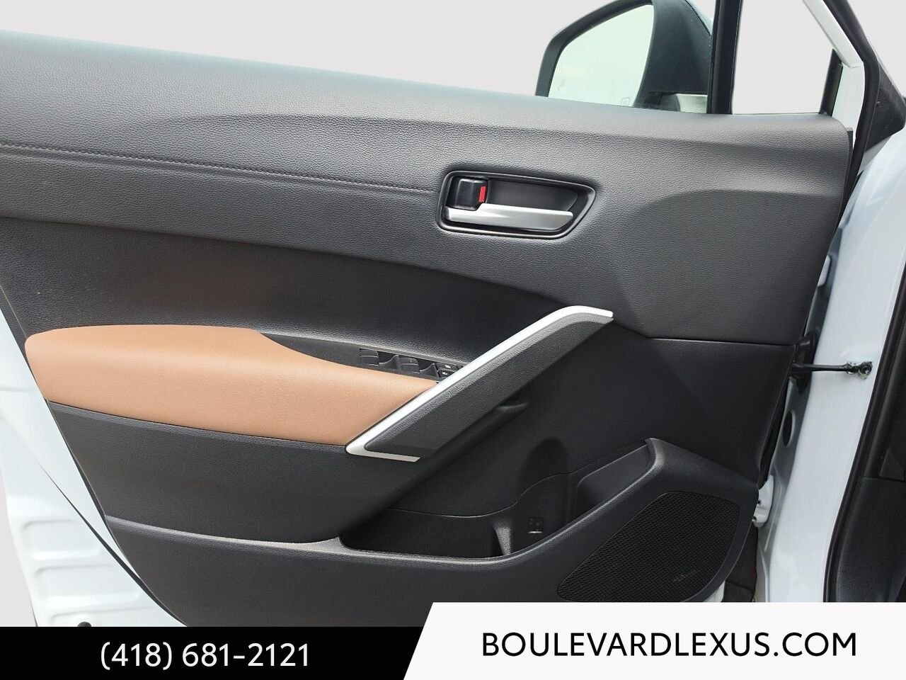 Toyota Corolla Cross 19816A 2026 Blanc Québec - photo #7