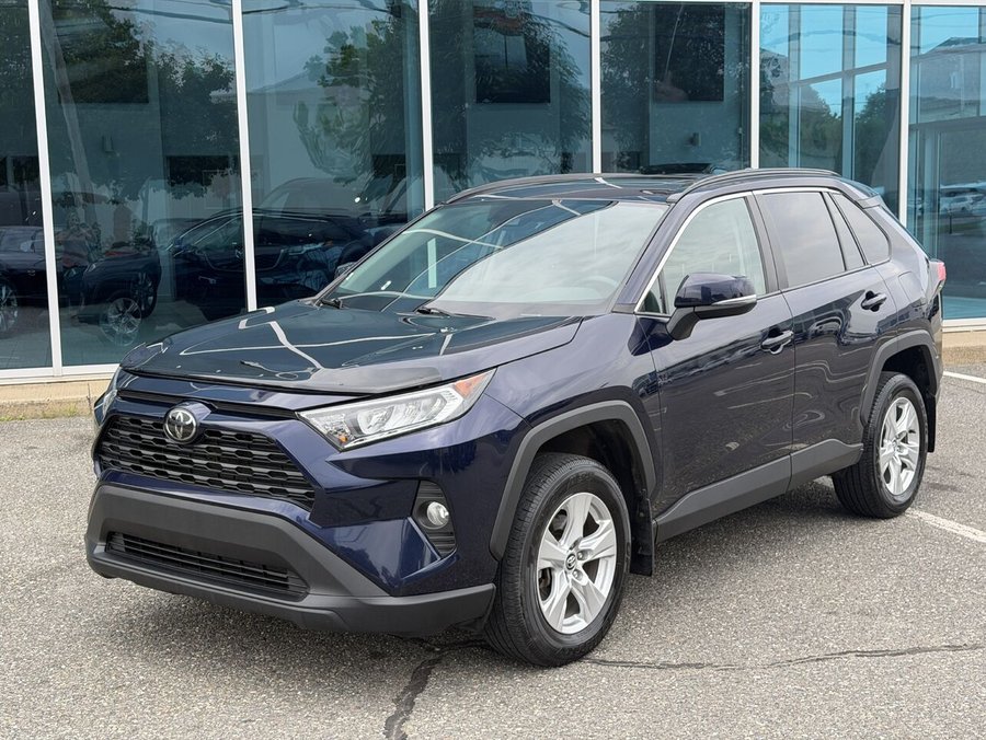 2020 Toyota RAV4 2020 Blue
