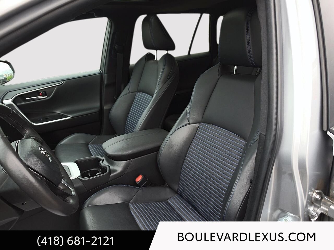 Toyota RAV4 19739A 2022 Argent Québec - photo #8