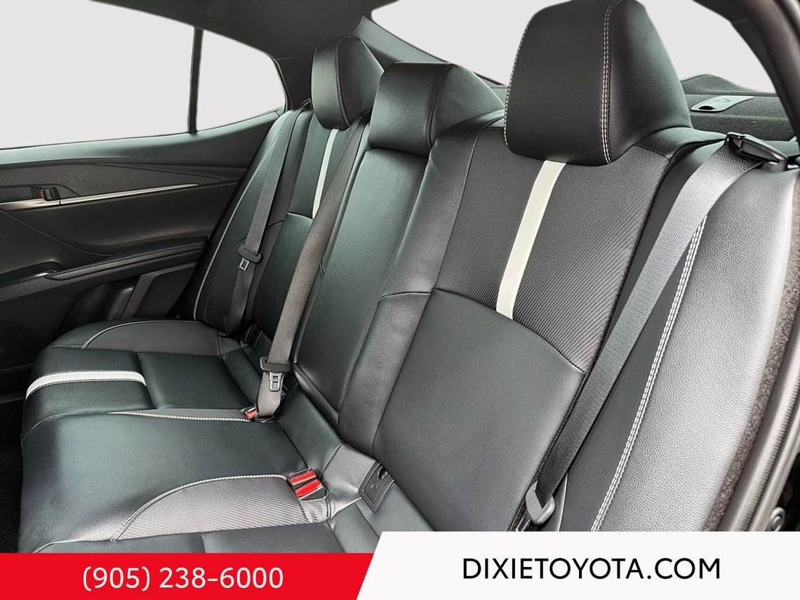2026 Toyota Camry Power Sunroof, Leather Interior, Heated Seats, Alloy Wheels, Heated Steering Wheel, Bluetooth Midnight Black Metallic Mississauga - photo #33