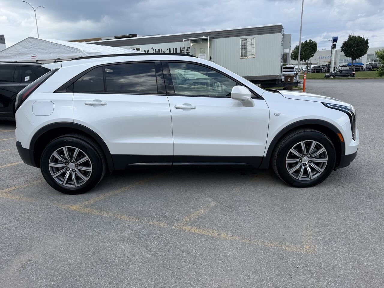 2020 Cadillac XT4 SPORT AWD White Laval - photo #8