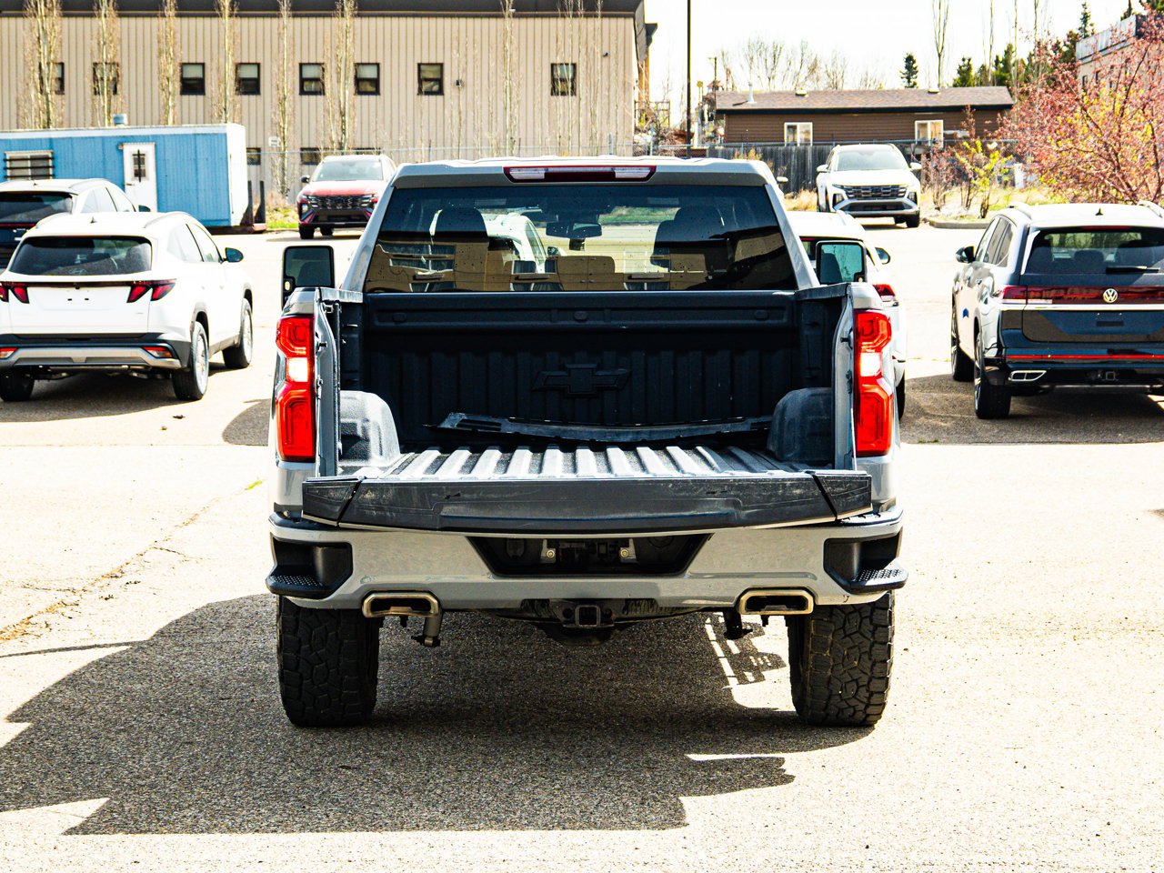 2024 Chevrolet Silverado 1500 4WD Crew Cab 147 RST Grey Sherwood Park - photo #14