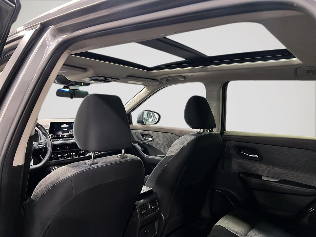 2023 Nissan Rogue Grey Québec - photo #16