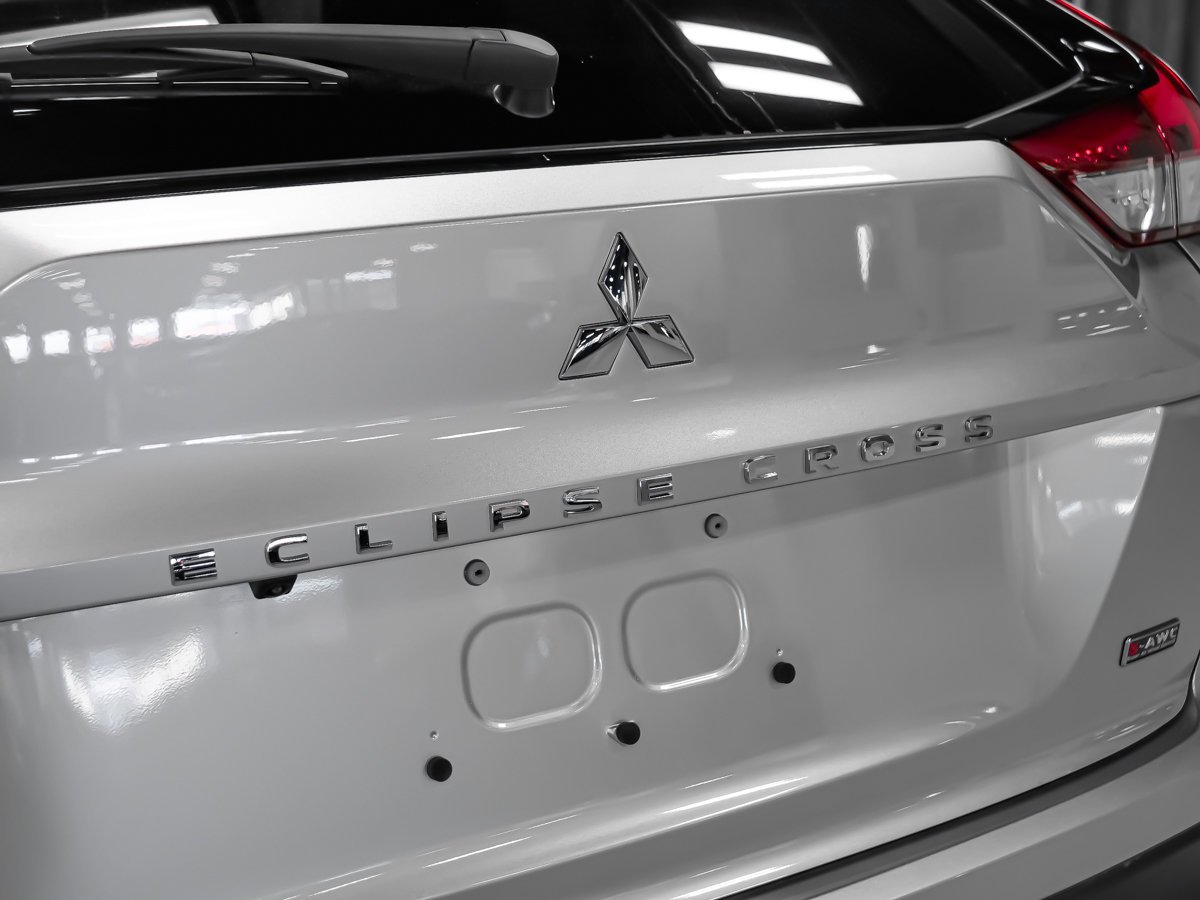 2026 Mitsubishi Eclipse Cross ES Titanium Grey Metallic Montreal - photo #9