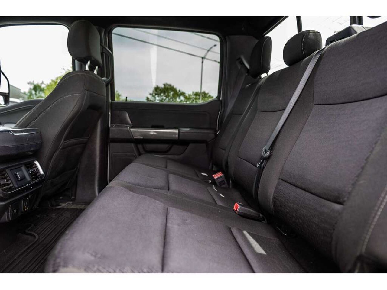 Ford F-150 2023 Gris Sainte-Julienne - photo #34