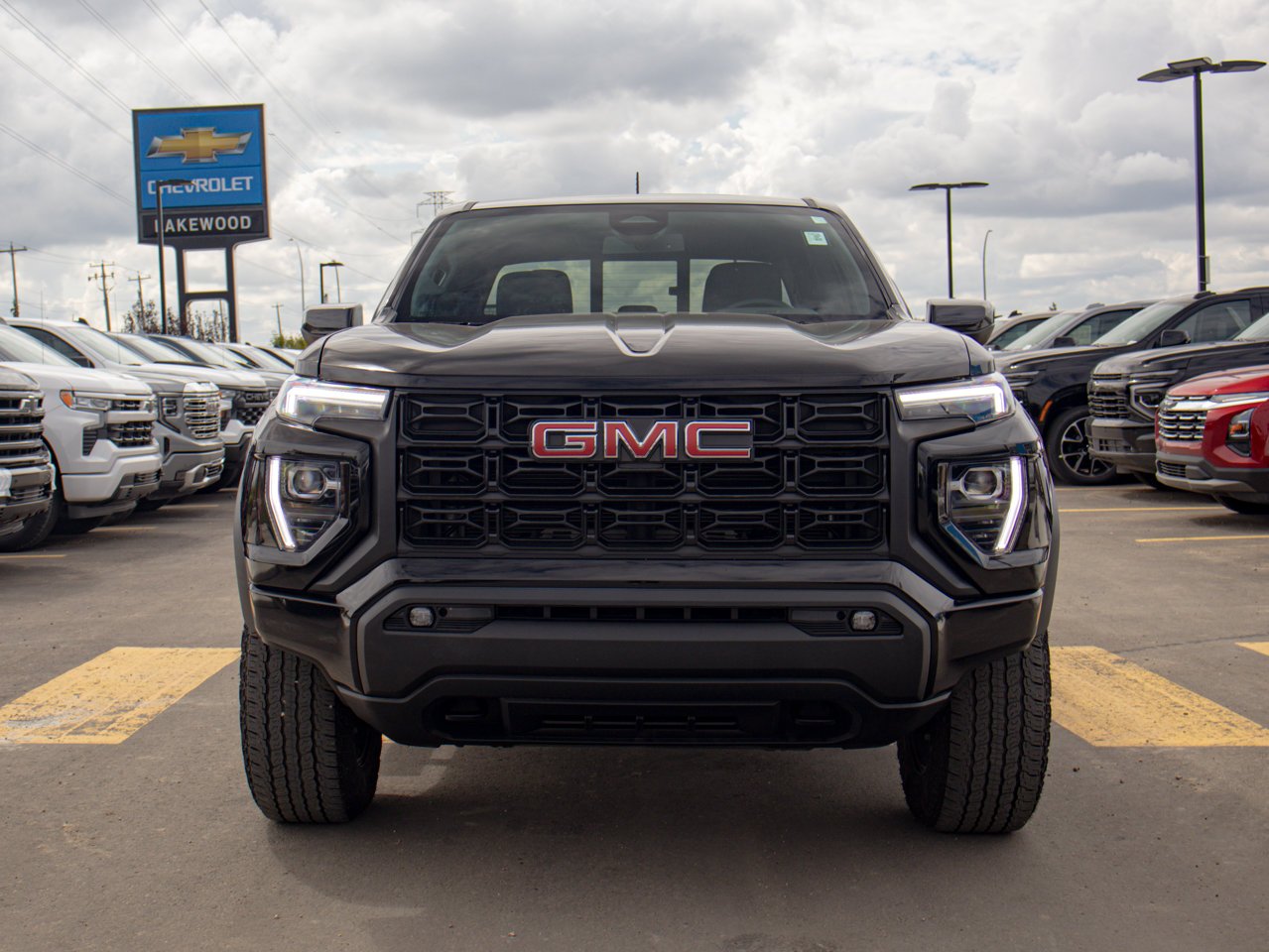2024 GMC Canyon 4WD Crew Cab Elevation Black Sherwood Park - photo #2
