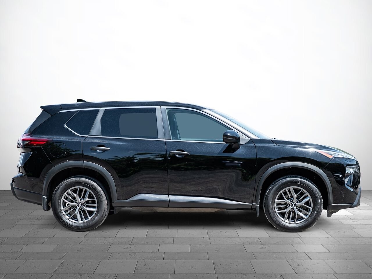 2024 Nissan Rogue Black Sainte-Julienne - photo #5
