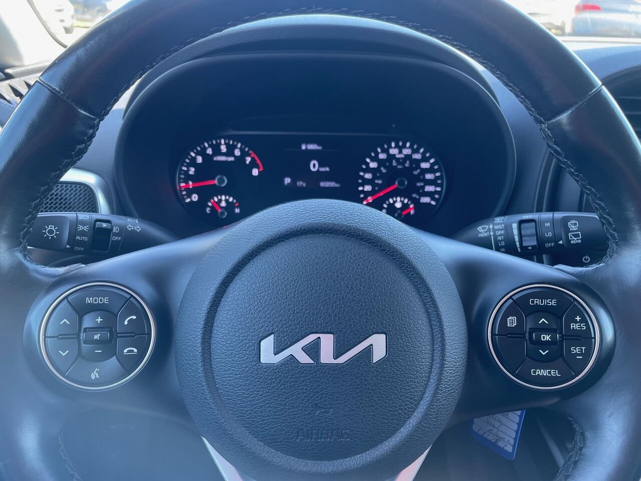 2022 Kia Soul White Lac Mégantic - photo #9