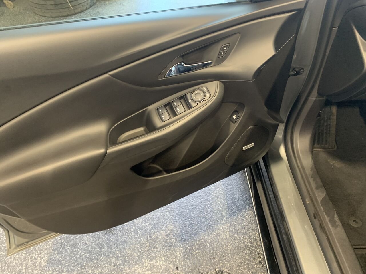 Chevrolet Volt LT PHEV VOLT LT PHEV 2017 Gris Châteauguay - photo #20