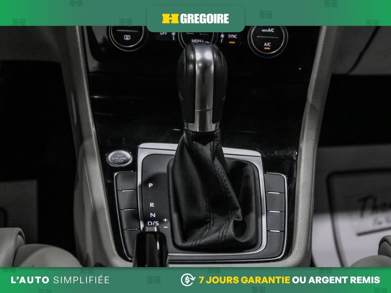 Volkswagen Golf 2019 Bleu Laval - photo #25