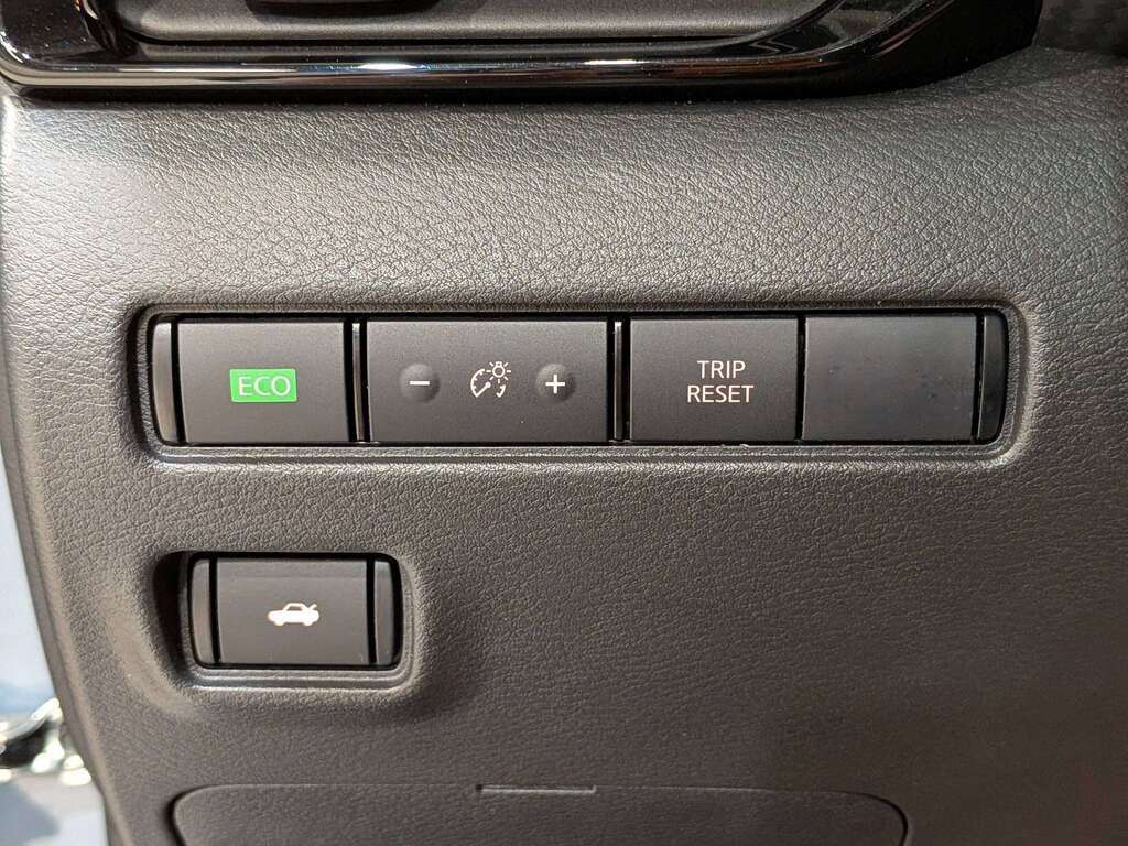 2024 Nissan Sentra SV CVT Grey Val-David - photo #30