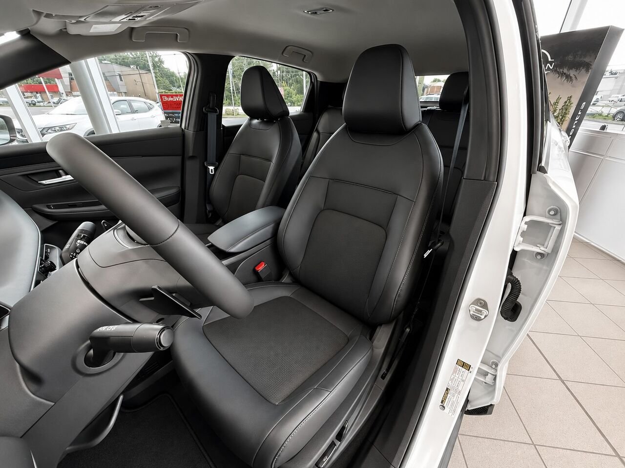 2026 NISSAN LEAF LEAF SV+ Everest White Pearl Tricoat Châteauguay - photo #8