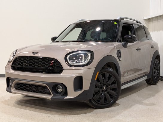 2022 MINI Countryman Orange