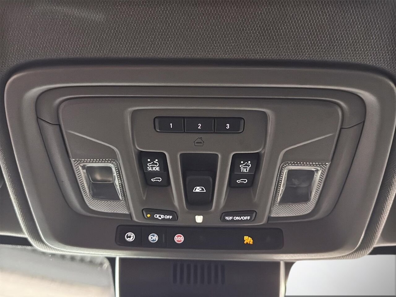 GMC SIERRA 2500 DENALI 2024 Noir Saint-Hyacinthe - photo #15