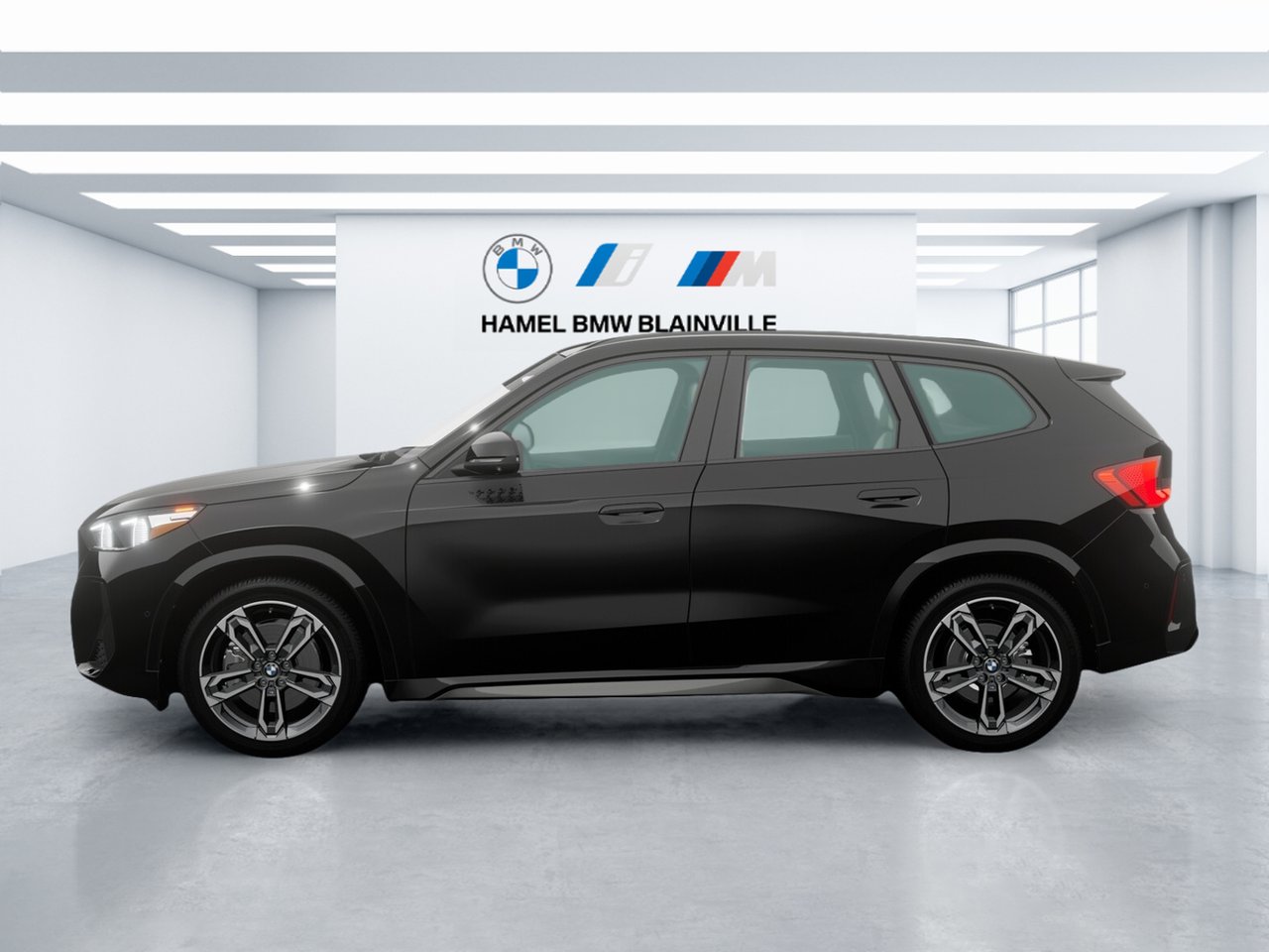 BMW X1 Loc. 48 m. 692$/mois à 0% 2026 Noir saphir métallisé Blainville - photo #2