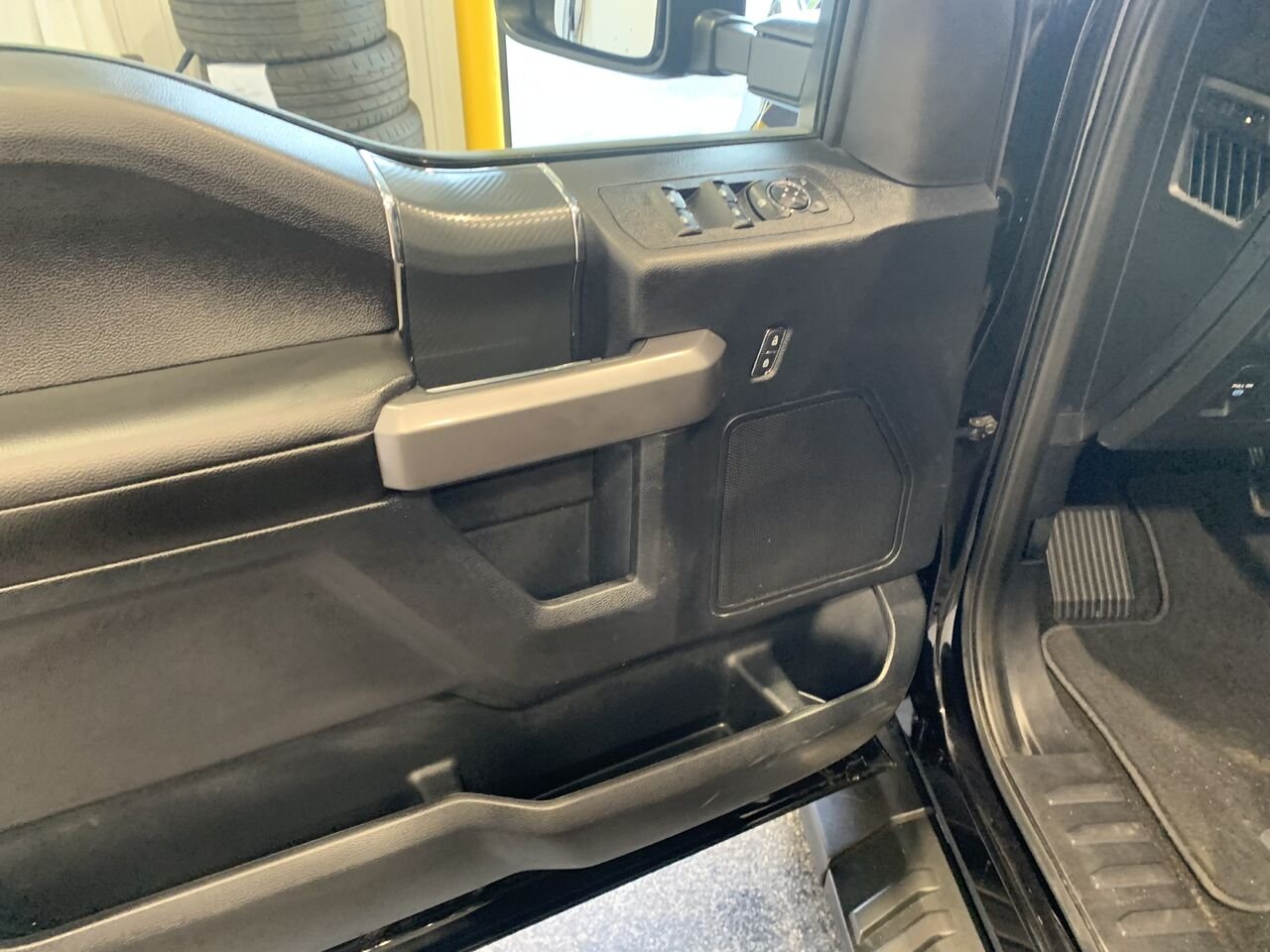 2019 Ford F-150 F-150 SUPERCREW XLT SPORT Black Châteauguay - photo #24