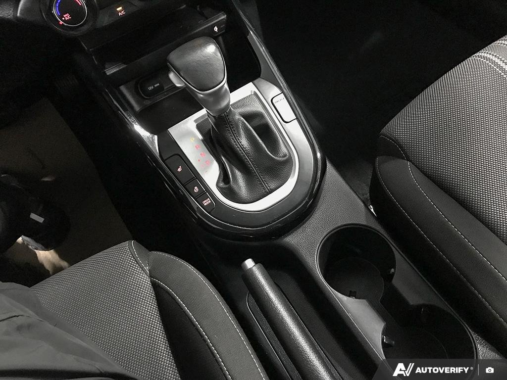 2023 Kia Forte5 2601570A | EX gray Edmonton - photo #17