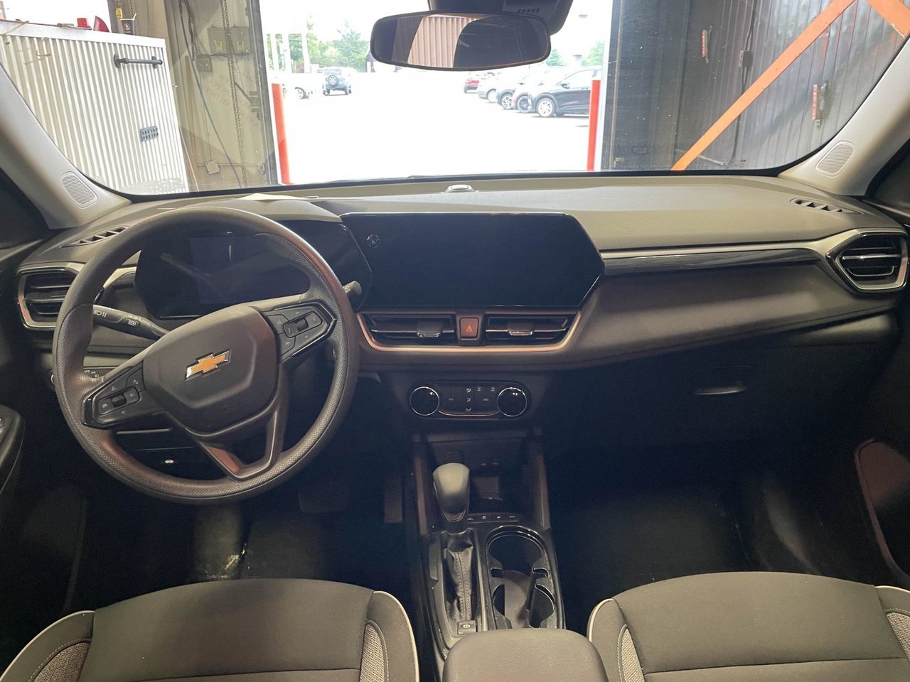 Chevrolet Trailblazer LS AWD *CARPLAY* GR COMMODITÉ BLUETOOTH WIFI USB 2024 Gris Saint-Jérôme - photo #9