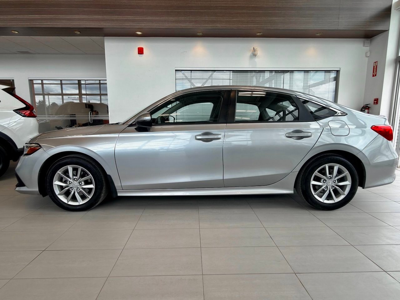 2024 Honda Civic Sedan Silver Notre-Dame-des-Prairies - photo #8