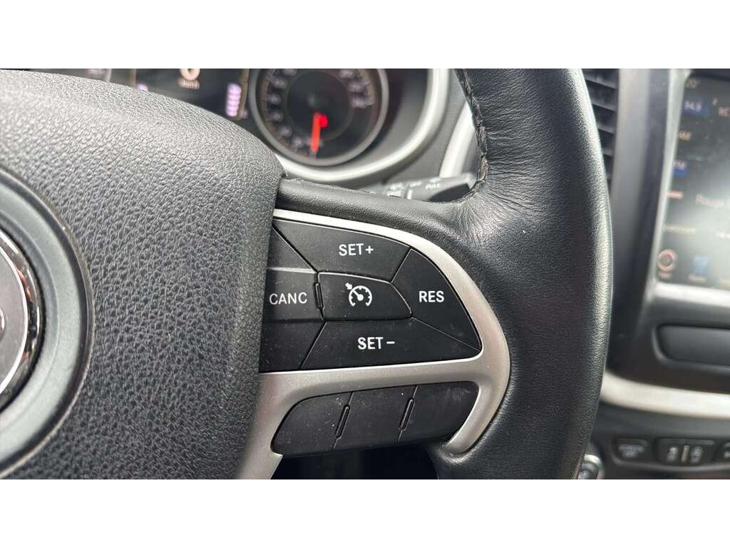 Jeep Cherokee 2016 Rouge Gatineau - photo #11