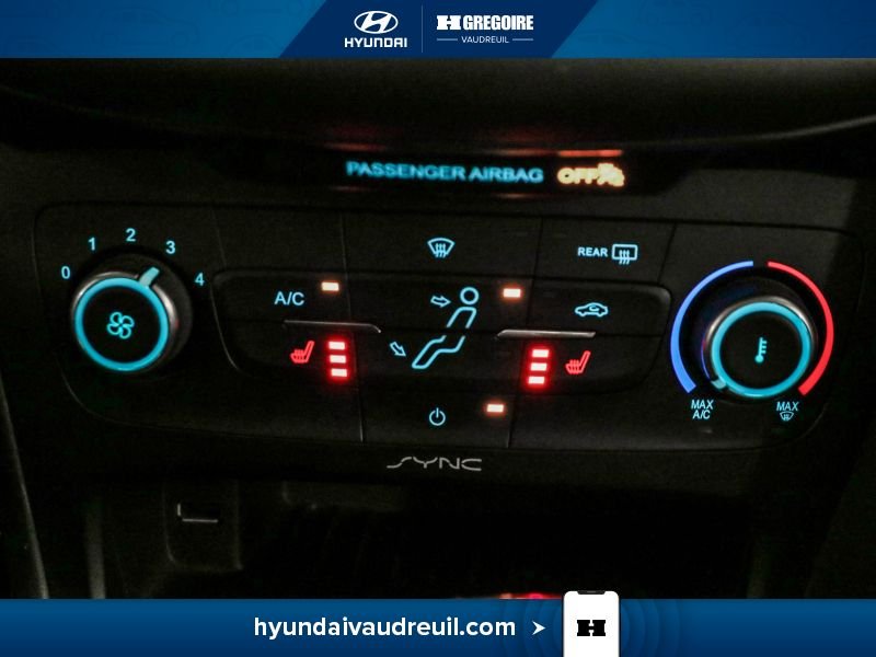 2016 Ford Focus Laval - photo #24