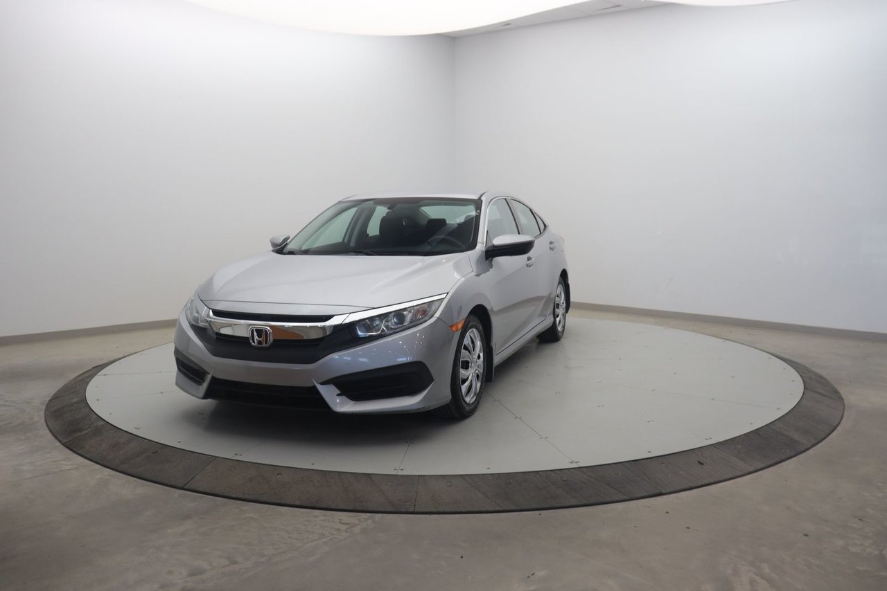 Honda Civic Sedan NIV 2HGFC2F52HH035096 2017 Gris Chicoutimi - photo #0