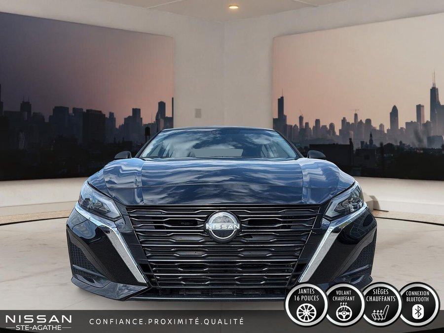 2025 Nissan Altima 2025 Black