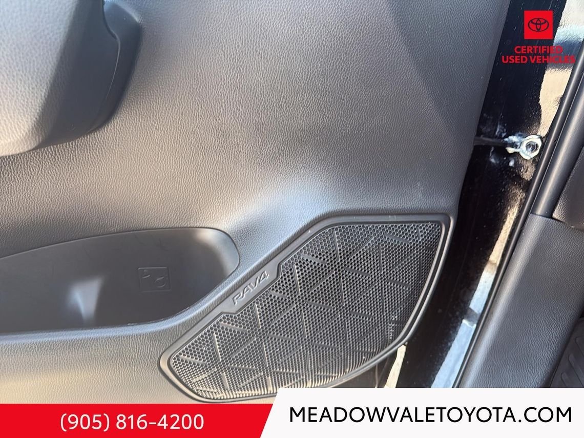 2025 Toyota RAV4 Sunroof, Power Drivers Seat, Heated Front Seats and Steering Wheel, Power Trunk, 17" Alloy's Midnight Black Metallic Mississauga - photo #18