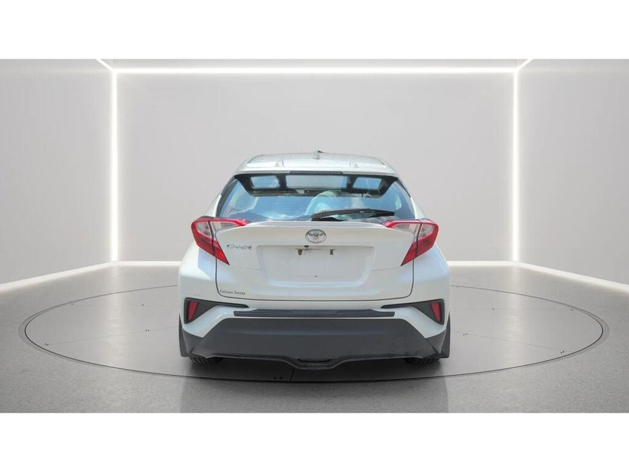 2018 Toyota C-HR 2018 White