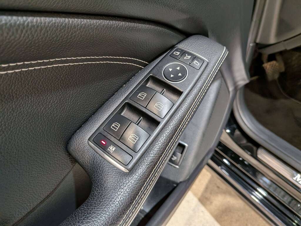 2019 Mercedes-Benz CLA CLA 250 4MATIC Coupe Black Val-David - photo #30