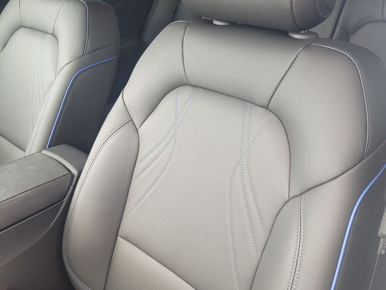 2026 Buick Envista Tourisme sport 4 portes TA Summit White Thetford Mines - photo #12