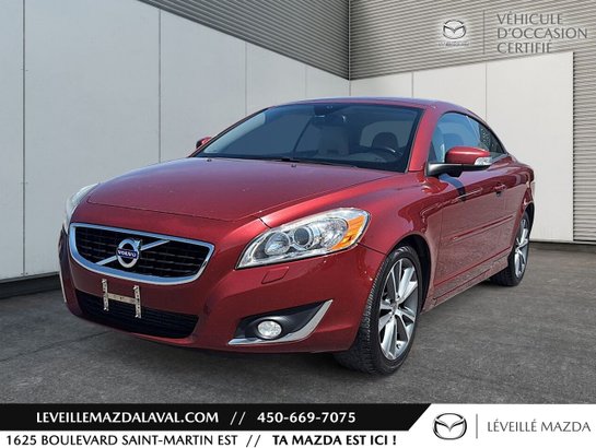 2012 Volvo C70 2012 Red