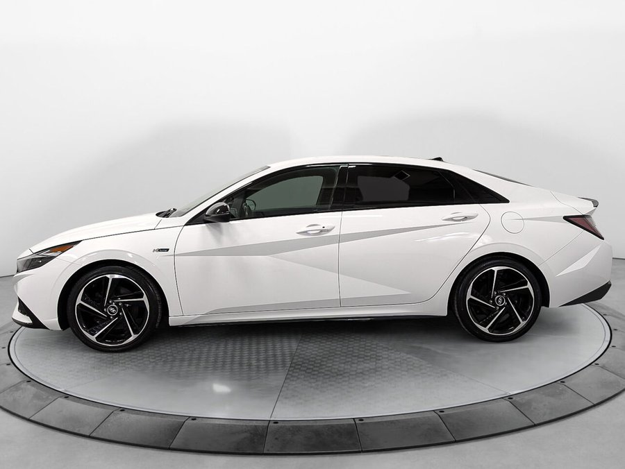Hyundai ELANTRA Sedan N Line 1.6L Turbo Système de Son Bose 2021 Blanc