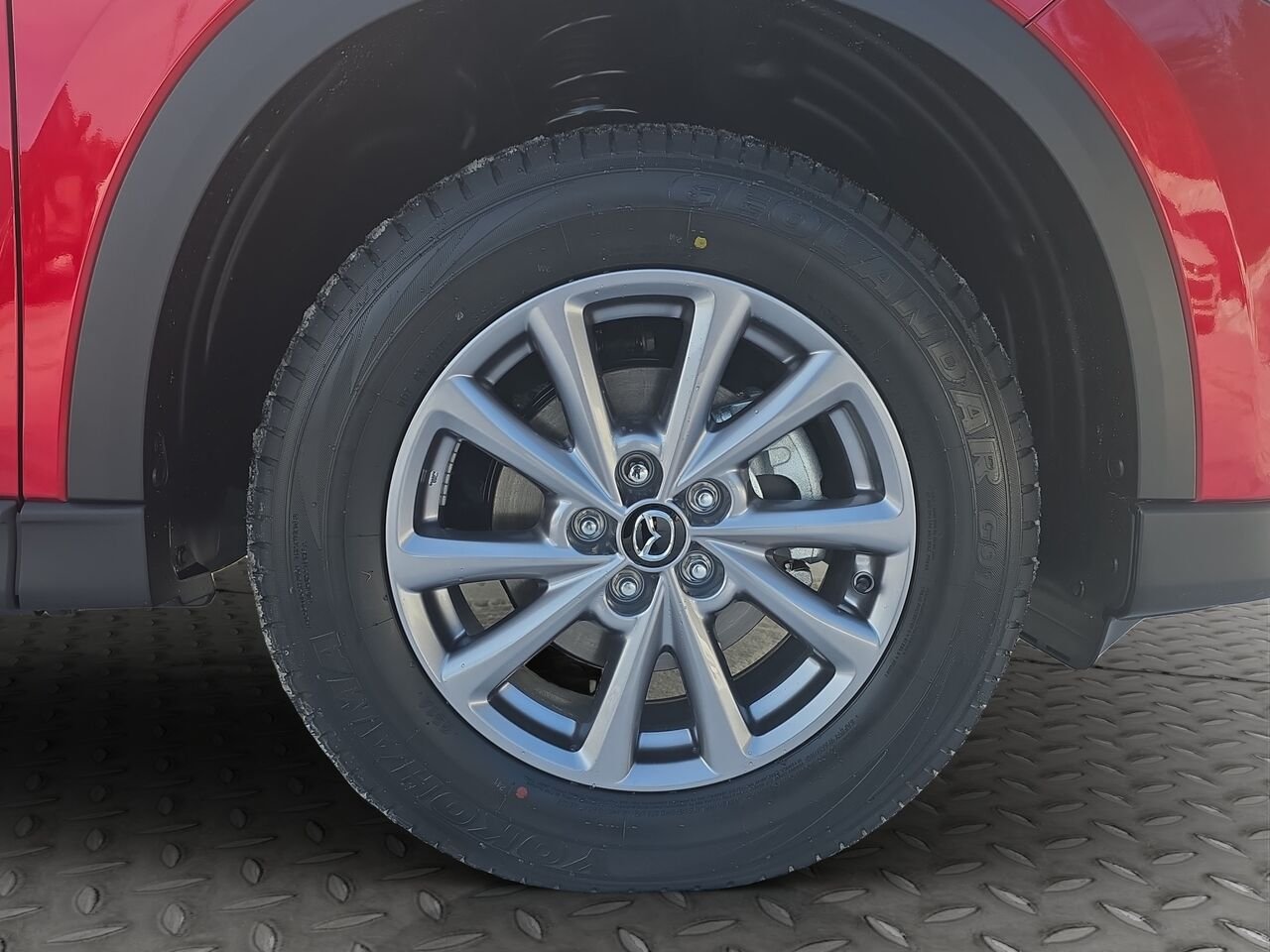 2025 Mazda CX-5 Gs, awd, Toit ouvrant, volant et rétroviseurs chauffants, hayon électrique Soul Red Crystal Metallic Val-David - photo #19