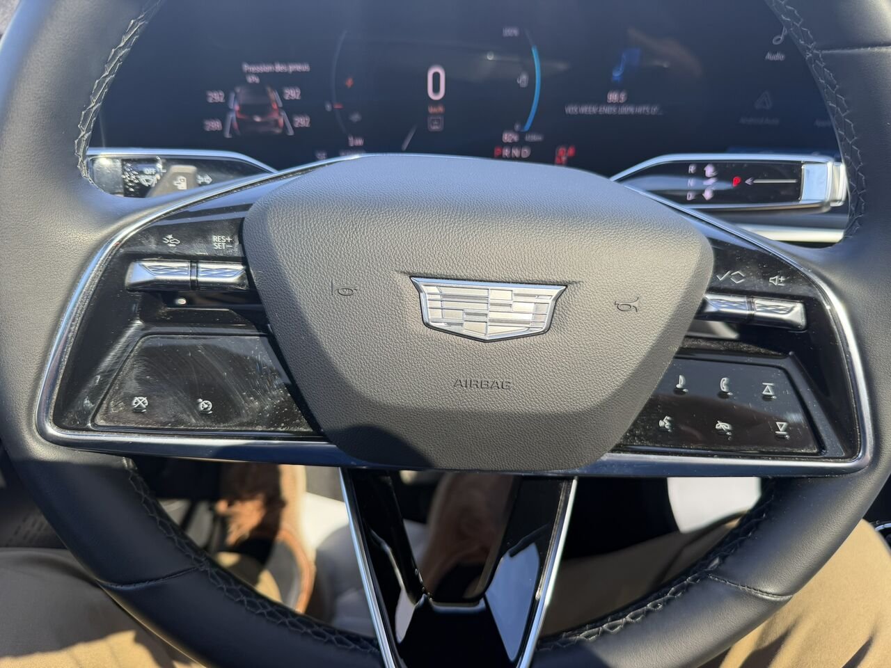 2024 Cadillac LYRIQ Tech FINANCEMENT À PARTIR DE 0.99% Red Laval - photo #28