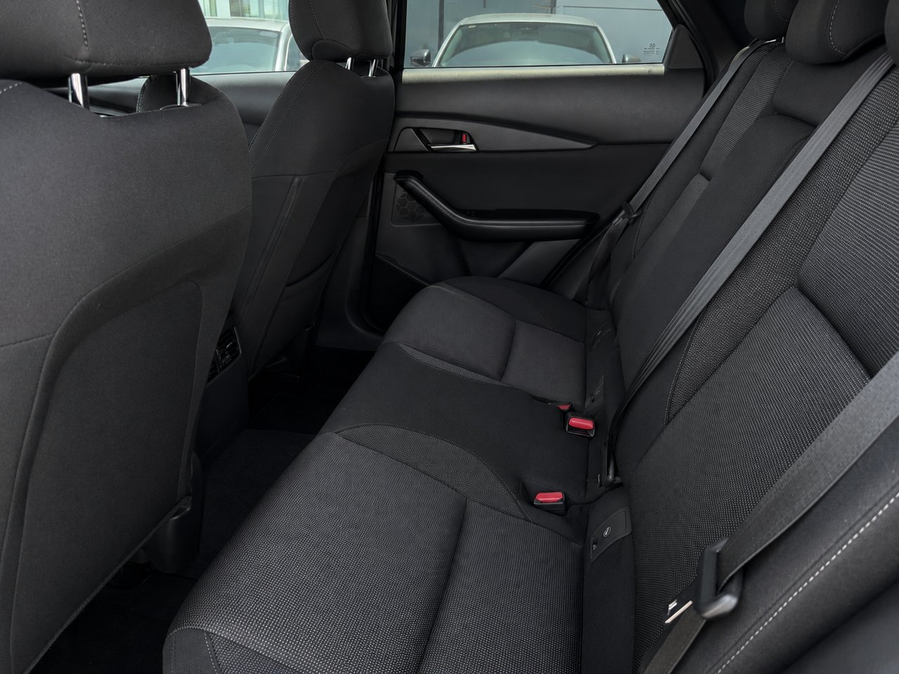Mazda CX-30 JAMAIS ACCIDENTÉ / AWD (4X4) / APPLE CARPLAY ET ANDROID AUTO 2024 Noir Châteauguay - photo #7