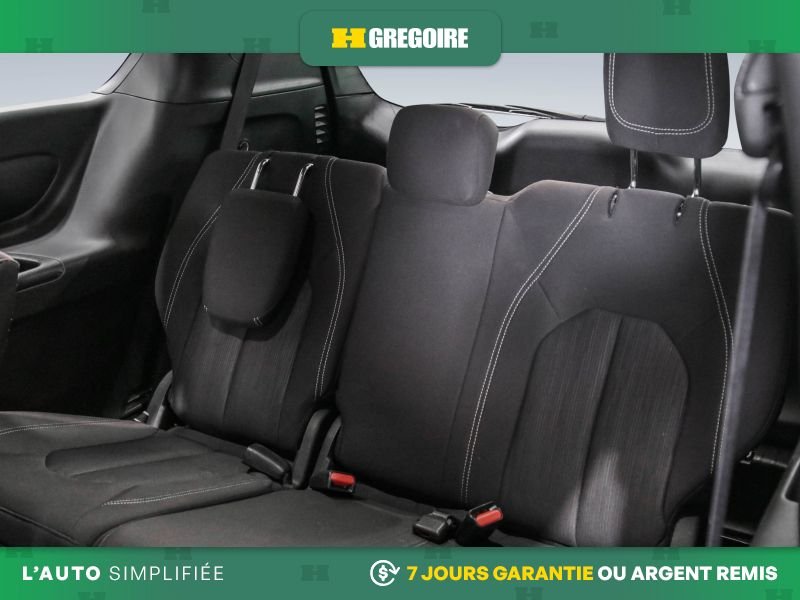 2022 Chrysler Pacifica Grey Saint-Eustache - photo #25