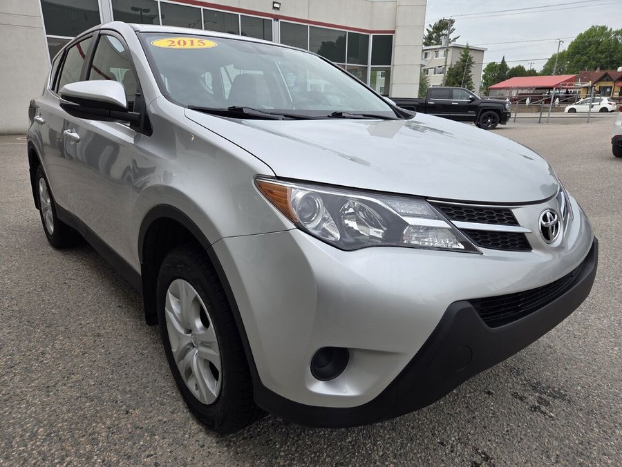 2015 Toyota RAV4 2015 Classic Silver Metallic