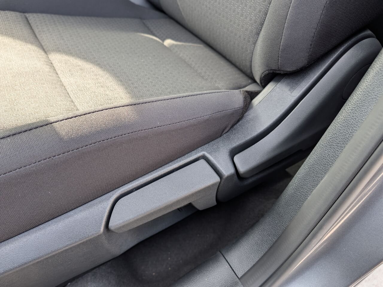 NISSAN Kicks KICKS S 2026 Gris poudre métallisé Châteauguay - photo #45