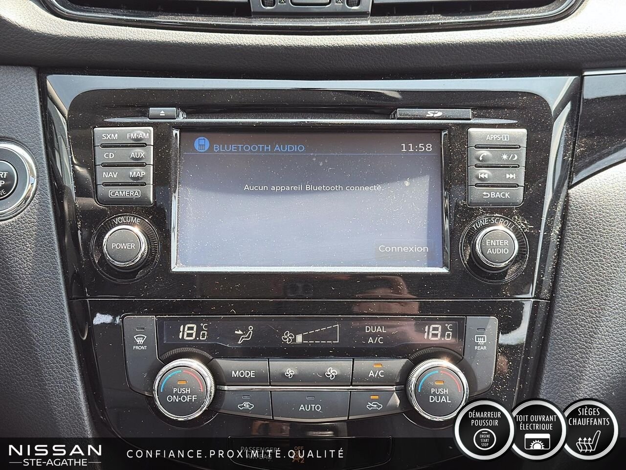 2017 Nissan Qashqai SL 4 portes CVT TI White Saint-Jérôme - photo #10