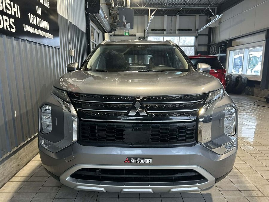 Mitsubishi Outlander SEL S-AWC 2023 Gris