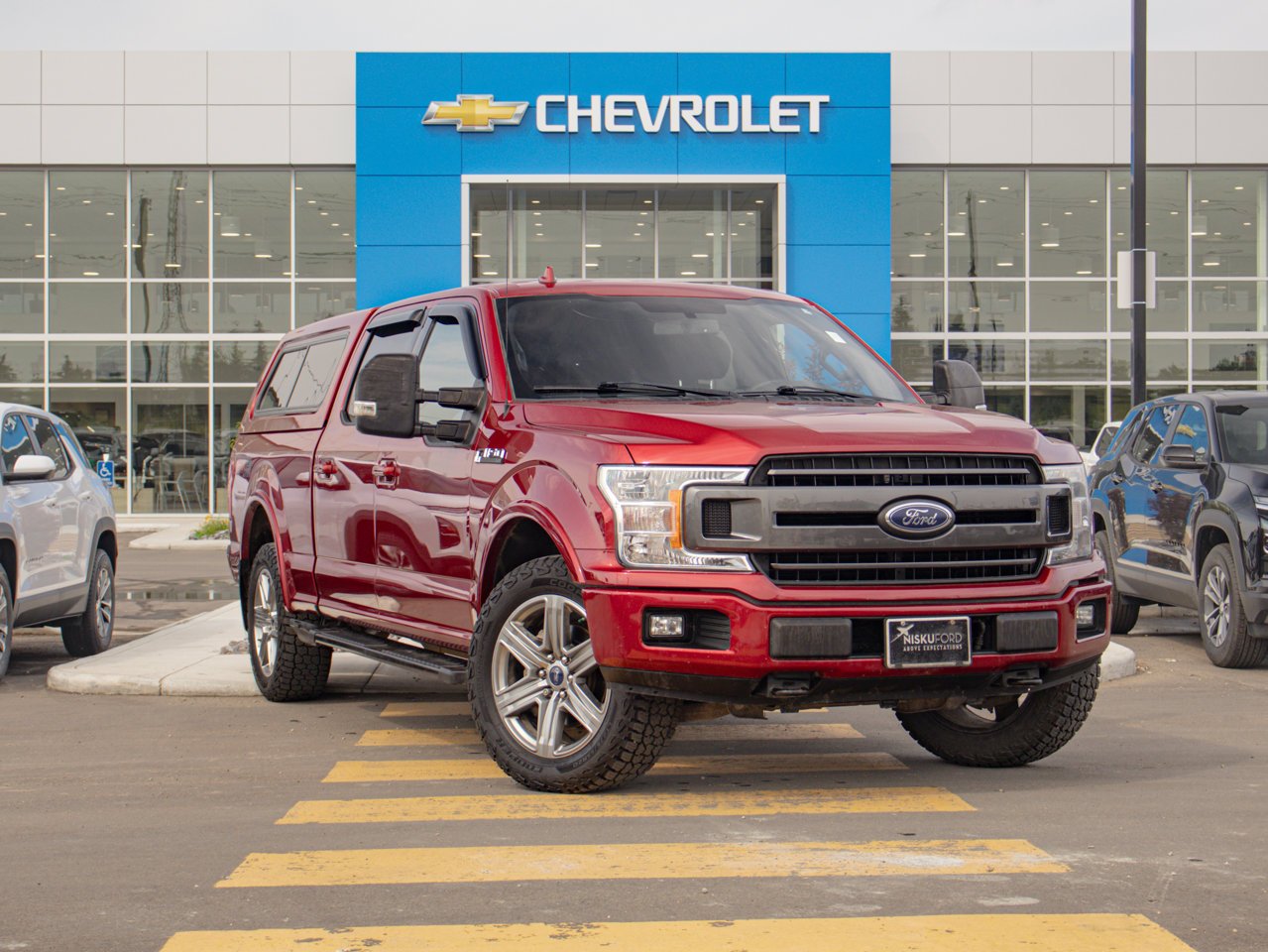 2018 Ford F-150 XLT 4WD SuperCrew 5.5' Box Red Sherwood Park - photo #1