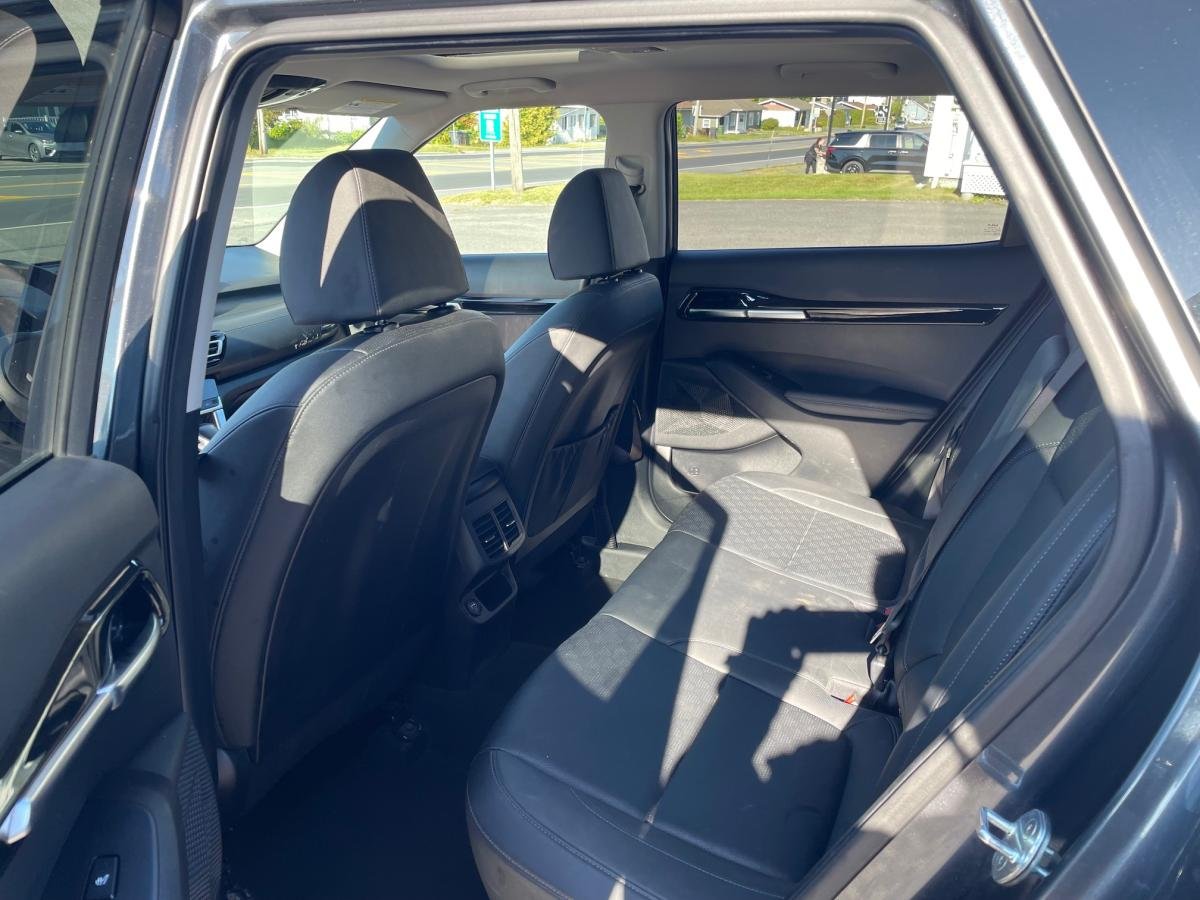 2022 Kia Seltos Grey Lac Mégantic - photo #5