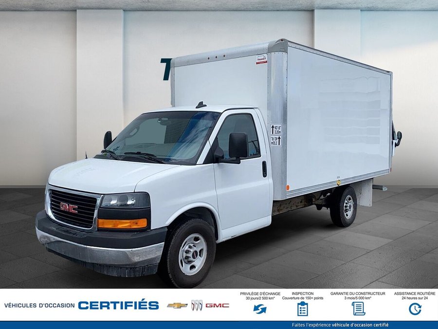 GMC SAVANA 3500 fourgonnette 159 po 2023 Blanc